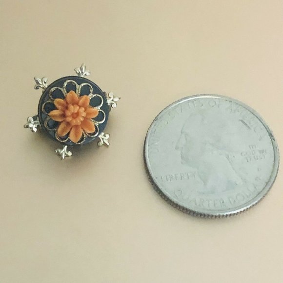 Vintage 3D Plastic Single Pink Flower Very Small Brooch Black Gold Tone - Picture 12 of 12